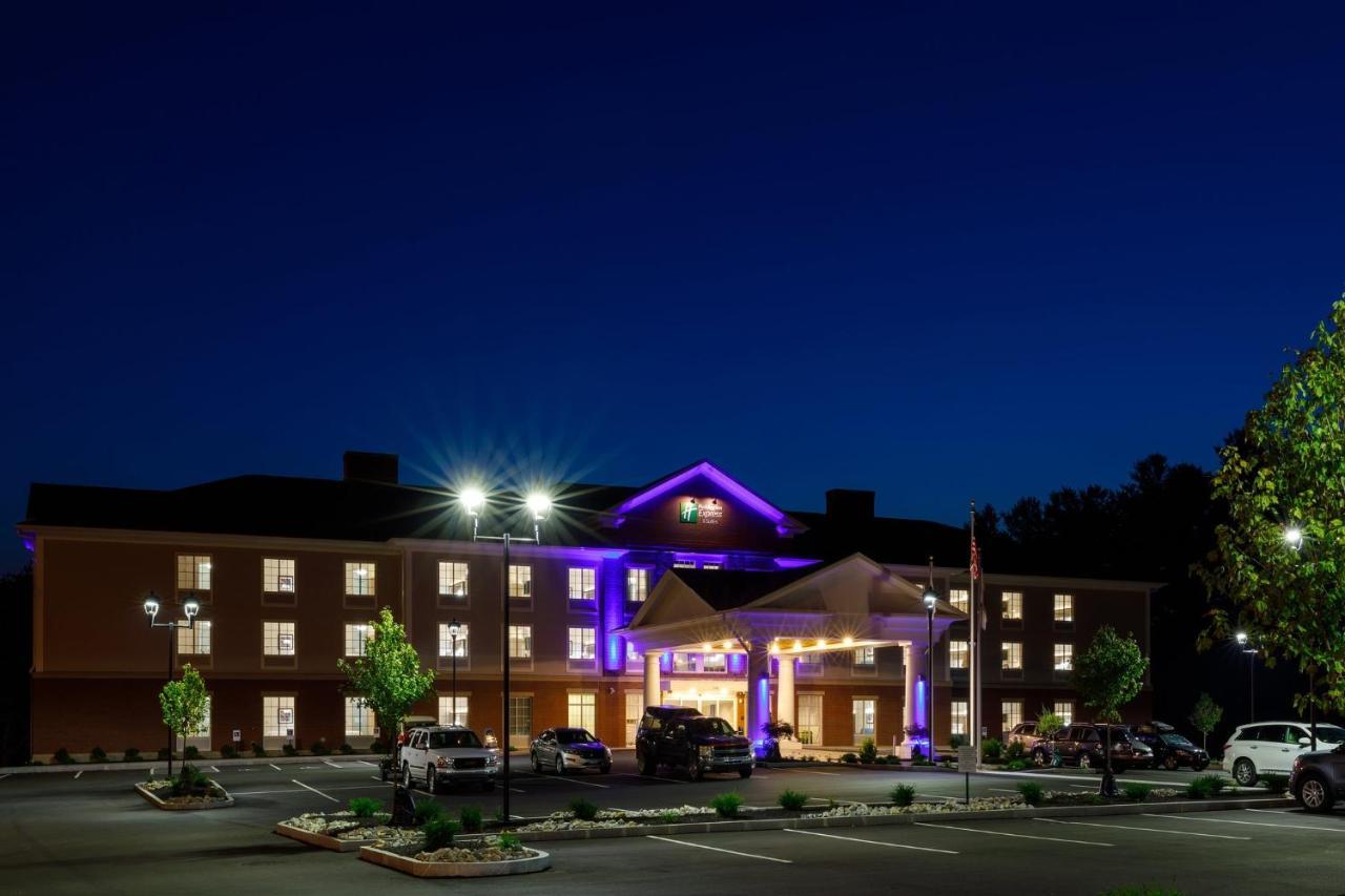 Holiday Inn Express & Suites - Sturbridge By Ihg Zewnętrze zdjęcie